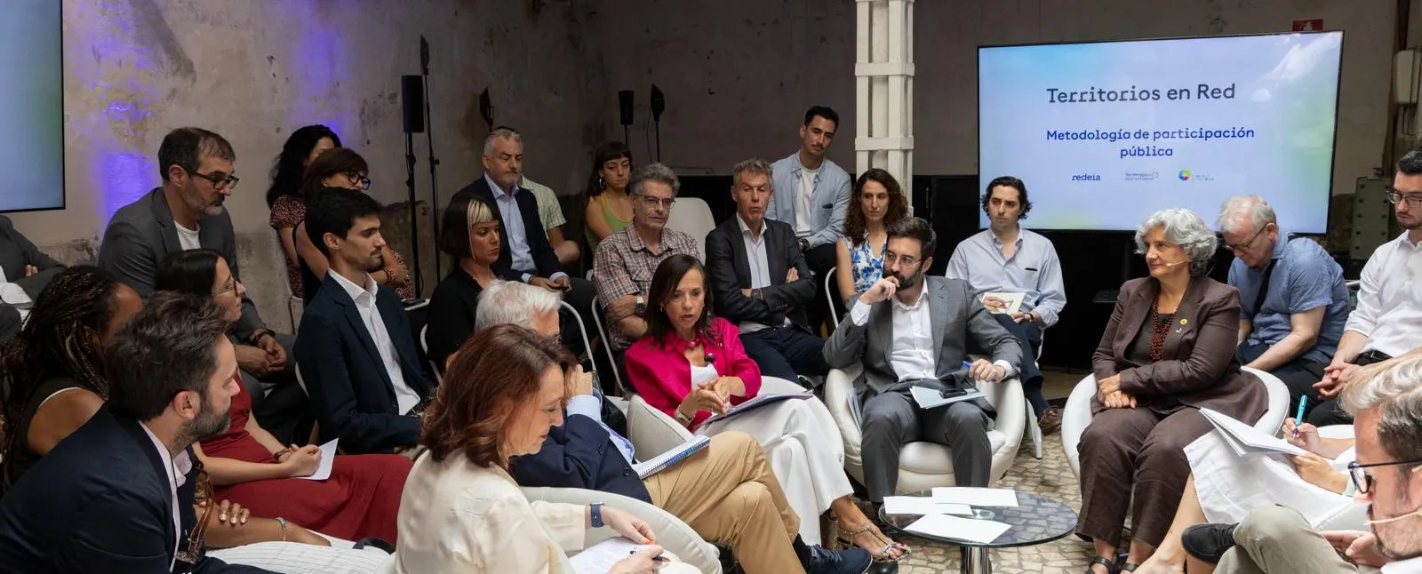 Redeia, Fundación Renovables y Renewables Grid Initiative diseñan una metodología para el despliegue de redes con la participación activa del territorio 