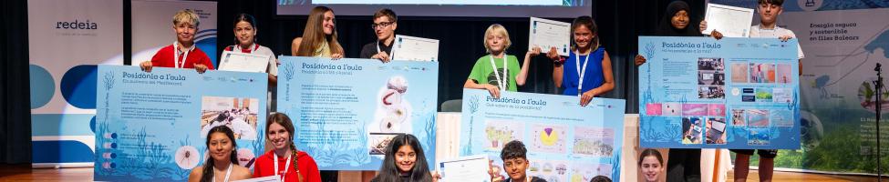 Alumnos representantes de los proyectos de Posidònia Al'Aula, en el que han participado casi 1.000 escolares de Mallorca