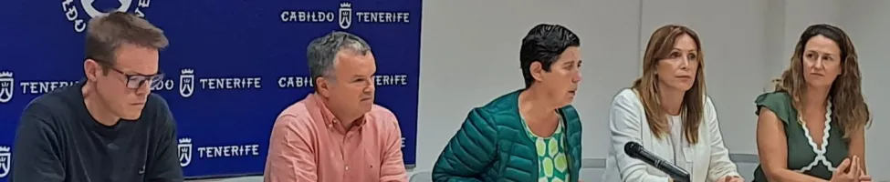 La delegada de Redeia en Canarias, Ainara Irigoyen, renueva hasta 2029 el convenio de colaboración en incendios forestales con el Cabildo de Tenerife.
