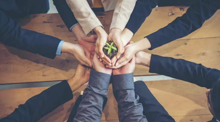 Redeia emite bonos verdes por 500 millones de euros para seguir impulsando la transición ecológica en España