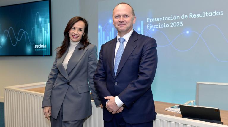 Beatriz corredor y Roberto García Merino, presidenta y CEO de Redeia