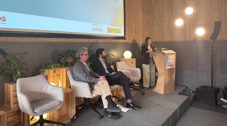 Presentación del informe de indicadores del Observatorio de Energía Común.