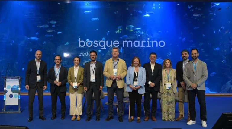 El conseller valenciano Vicente Martínez Mus inaugura junto a Redeia el II Seminario Científico Bosque Marino.