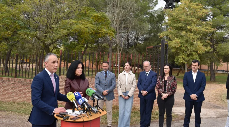 Red Eléctrica ilumina el entorno del Museo de la Minería de Puertollano (Ciudad Real)