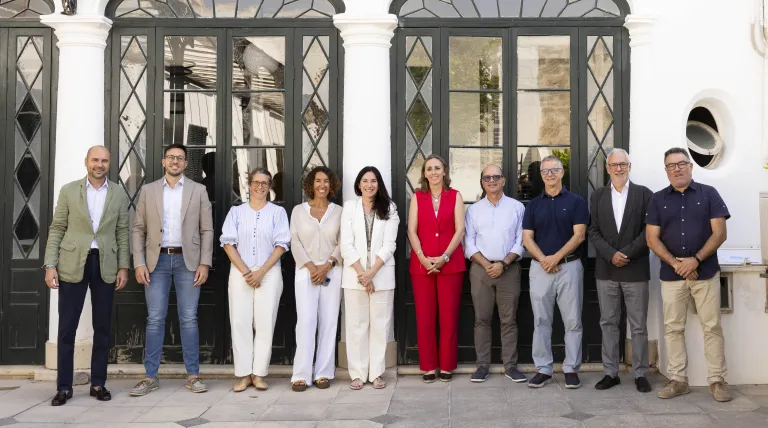 Redeia, el Centre d'Estudis Avançats de Blanes (CEAB-CSIC y el Institut Menorquí d’Estudis se unen para proteger las macroalgas en Menorca.