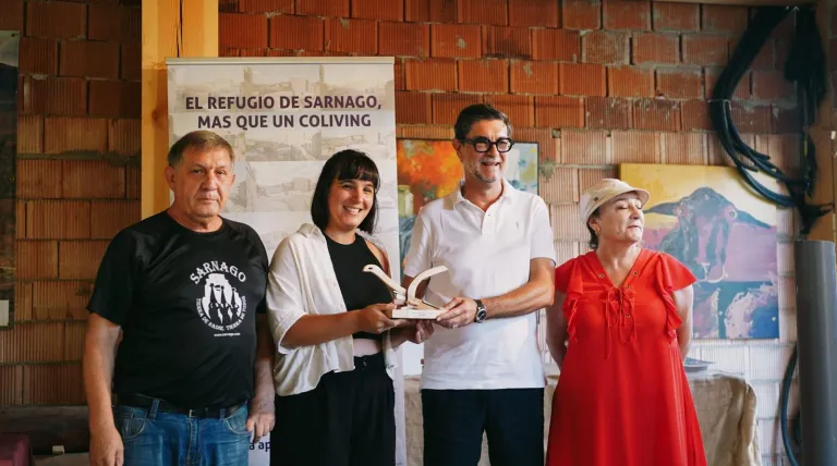 La Asociación Amigos de Sarnago (Soria) reconoce a Holapueblo con el Premio Esteva por su lucha contra la despoblación rural 