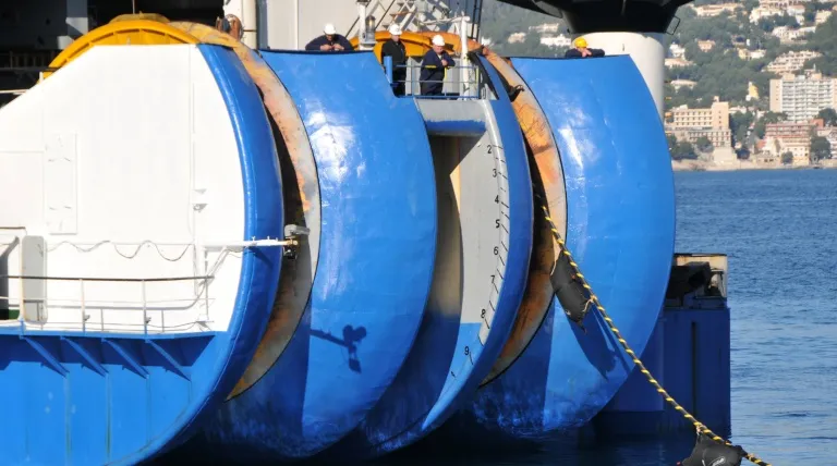 Detalle del tendido del cable.