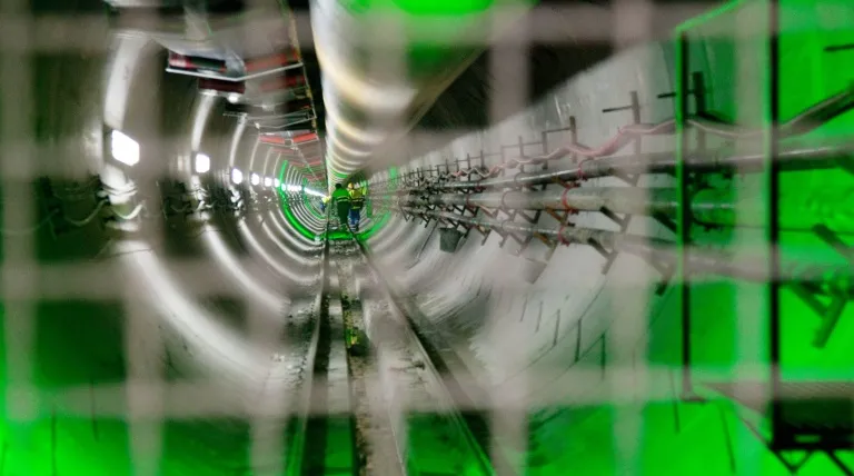 The tunnel, seen from the train.