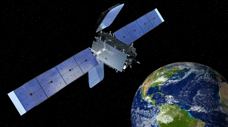 Satélite Hispasat 74W-1, lanzado al espacio en 2014, aporta la capacidad espacial para ofrecer una gran variedad de servicios de  televisión y comunicaciones en Latinoamérica.
