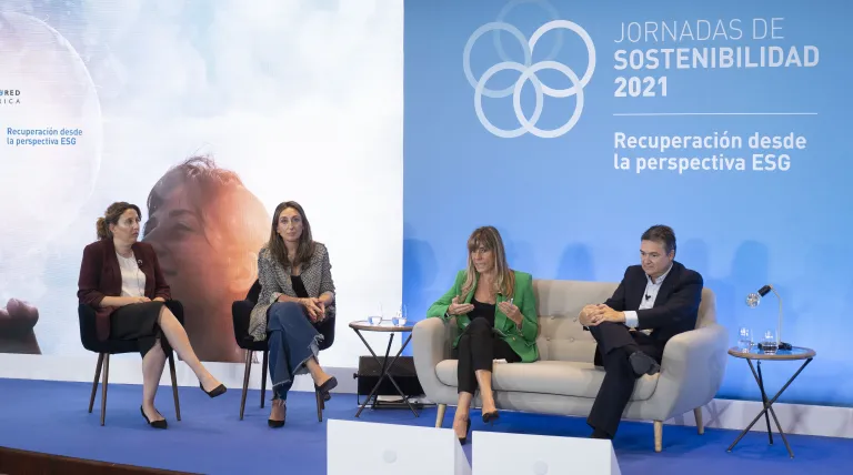 Cristina Sánchez, directora ejecutiva del Pacto Mundial de Naciones Unidas España; Mónica Chao, directora de Sostenibilidad de IKEA y presidenta de WAS; Begoña Gómez, directora de la Cátedra de Transformación Social Competitiva, UCM, y Germán Granda, director general de Forética.