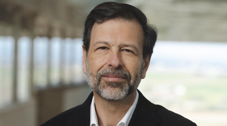 Mariano Aparicio, director General de Negocio de Telecomunicaciones.