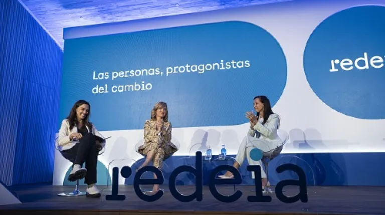 Dialogue Education for Change