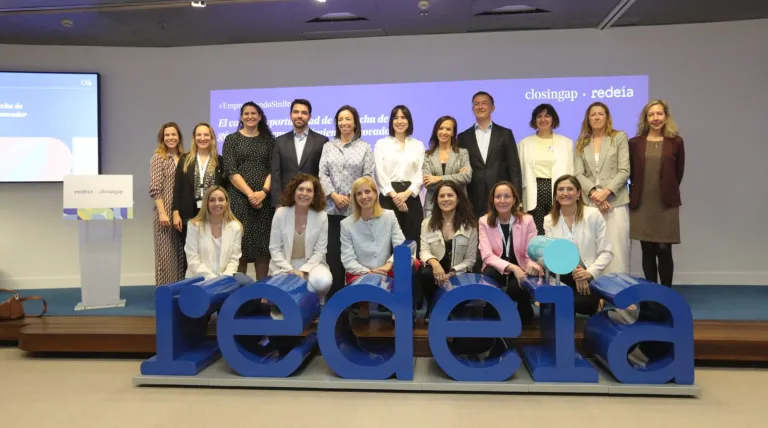 Momento de la presentación del informe