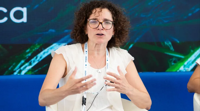 La subdirectora de la Fundación Biodiversidad, Sonia Castañeda, interviene en el Seminario Científico Bosque Marino