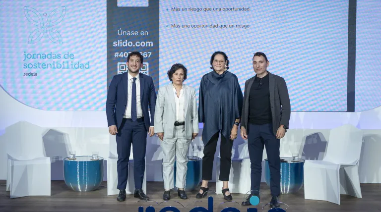 Session Generative Artificial Intelligence: Risks and Opportunities