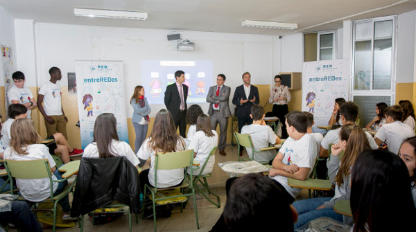Apoyo a la formación Formación con el juego entreredes